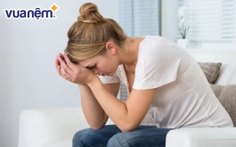 Ngủ nhiều nhưng vẫn buồn ngủ là do thói quen sinh hoạt không lành mạnh