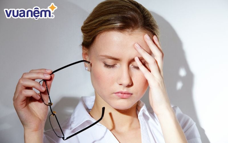 Căng thẳng, stress gây ra tình trạng ngủ nhiều nhưng vẫn buồn ngủ