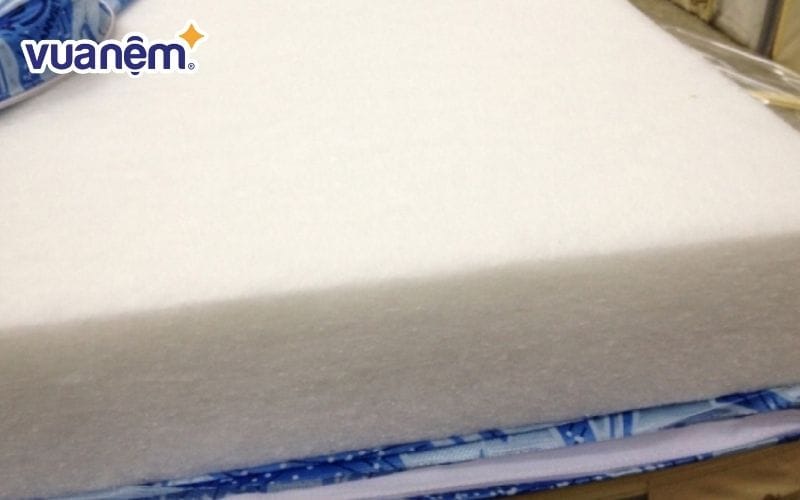 Chất liệu nệm phụ thuộc vào tư thế ngủ và thể trạng cơ thể