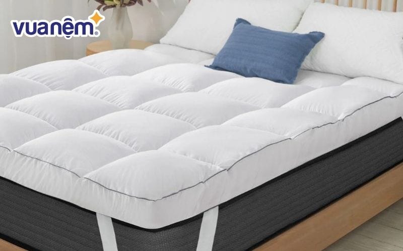 Bổ sung topper vừa cải thiện giấc ngủ, vừa bảo vệ nệm