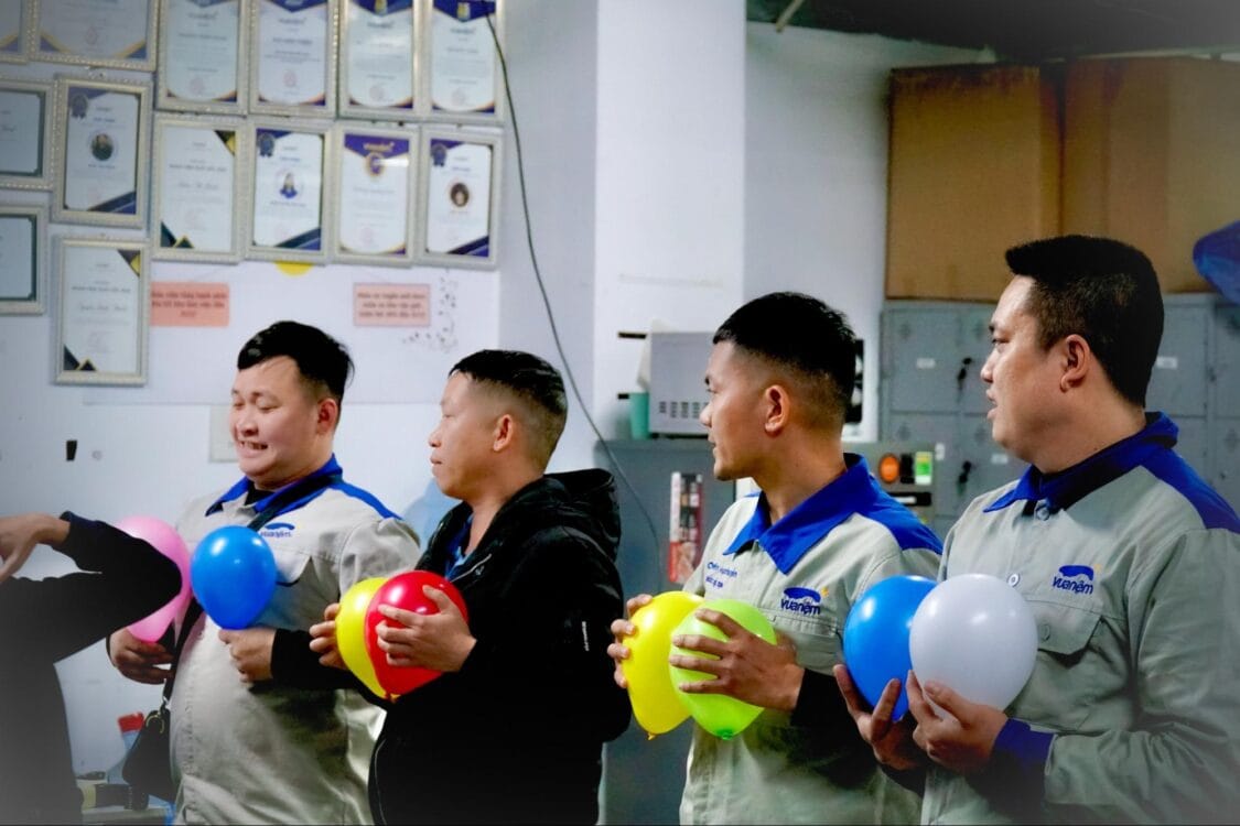 Hình ảnh chơi game vui nhộn tại Kho Miền Bắc