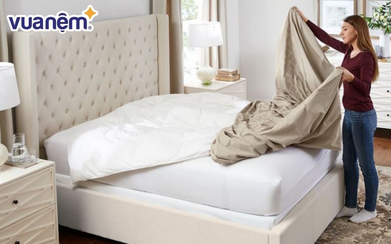 Nên thay và tháo ga giường khi không sử dụng nệm trong thời gian dài