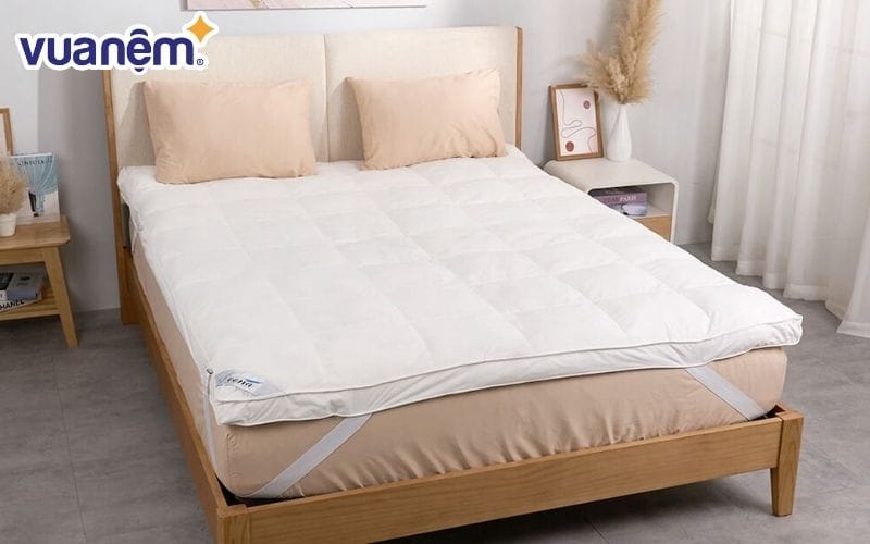 Chọn topper nệm mỏng thay thế chiếc giường cho phòng ngủ nhỏ