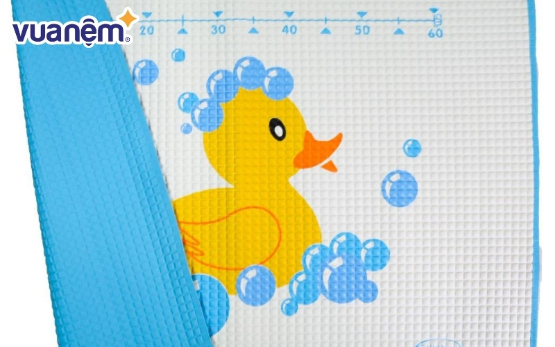 Tấm lót cao su chống thấm KuKu là sản phẩm nhập khẩu từ Đài Loan với thiết kế đáng yêu