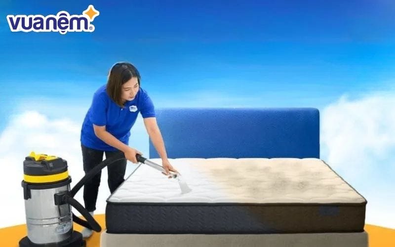 Dịch vụ vệ sinh nệm lò xo tại nhà – Giải pháp tiện lợi từ Vua Nệm