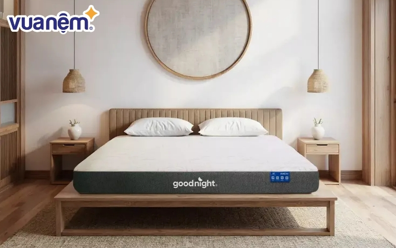 Nệm foam được sản xuất bởi chất liệu foam có sự đàn hồi, êm ái, độ cứng mềm vừa phải