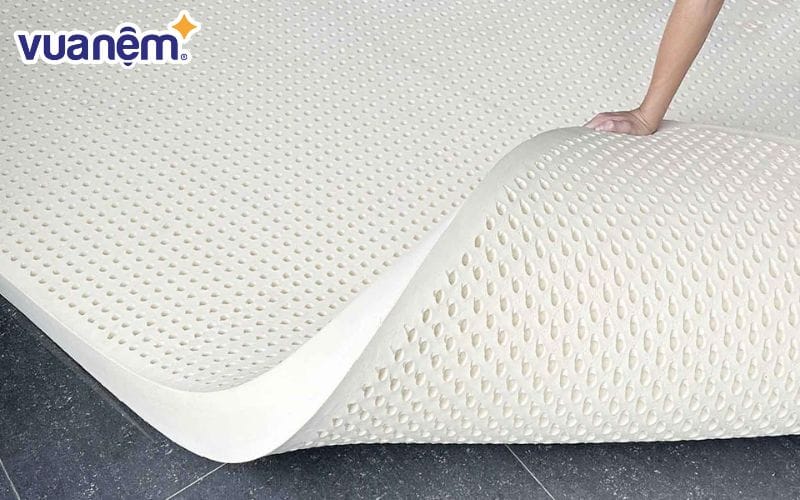 Nệm cao su non giúp mang đến độ đàn hồi vượt trội