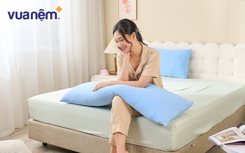 Theo review gối bông Goodnight Poppy, thiết kế của gối mang lại cảm giác thoải mái cho người sử dụng