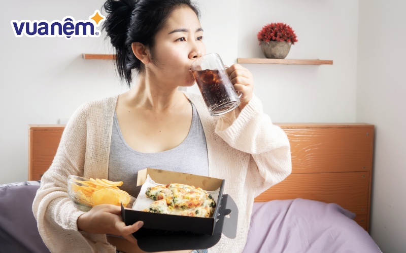 Sau khi ăn bao lâu thì đi ngủ trưa cũng liên quan trực tiếp đến việc cơ thể có đủ thời gian tiêu hóa thức ăn hay không