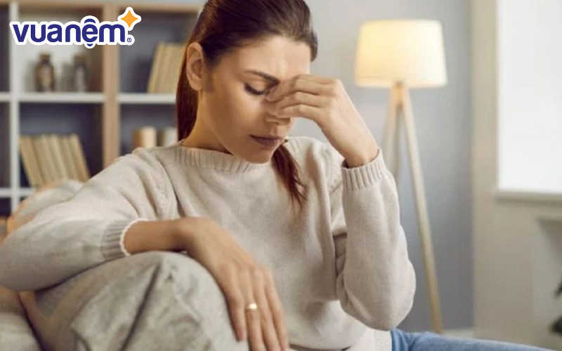 Ngủ nhiều bị đau đầu do cơ thể bị hạ đường huyết