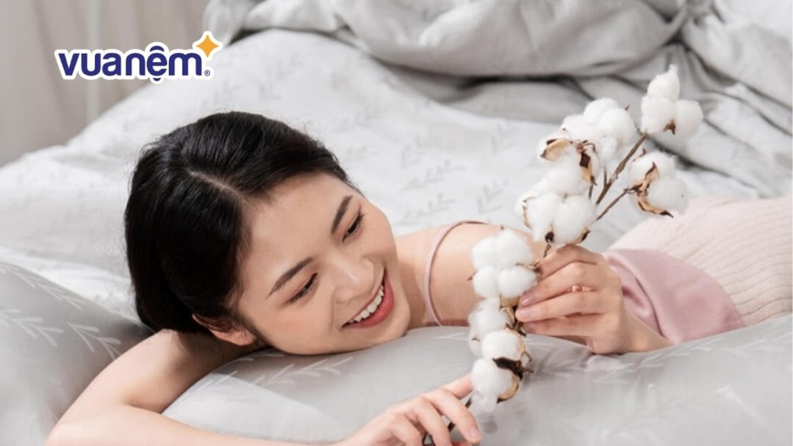 Chi tiết bảng giá 10 mẫu chăn hè đáng mua năm 2025 tại Vua Nệm
