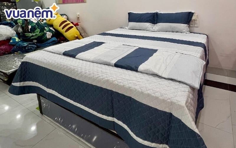 Tại Phương Lan bày bán rất nhiều sản phẩm