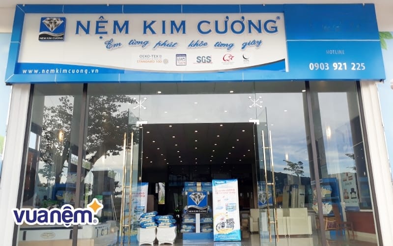 Cửa hàng nệm Kim Cương