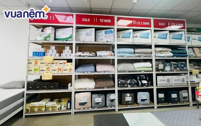Không gian cửa hàng Vua Nệm tại Bình Chánh