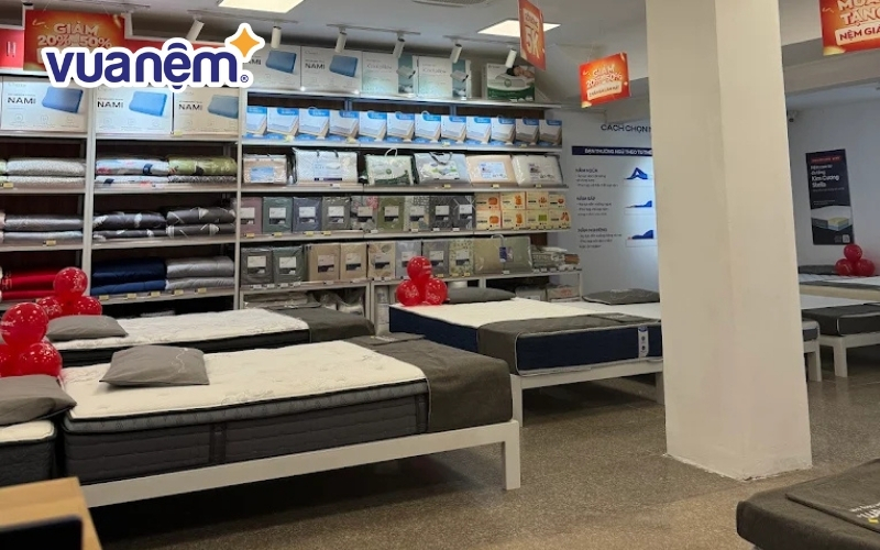 cua hang chan ga goi nem tai tay ninh 2