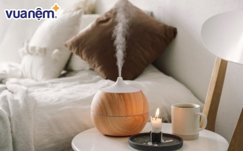 Cách khử mùi nệm cao su mới là xông hơi tinh dầu trong phòng ngủ