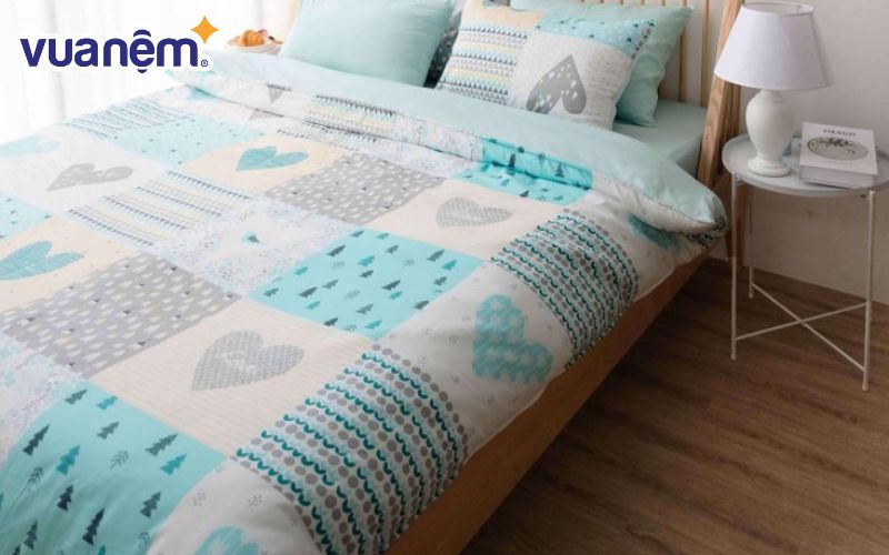 Thường xuyên thay áo nệm và ga giường để nệm luôn sạch sẽ