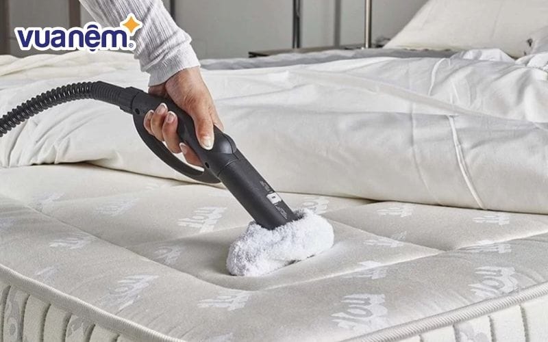 Làm khô nệm hoàn toàn trước khi tiếp tục sử dụng