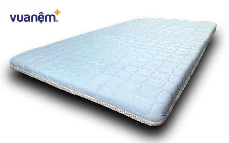 Nệm topper foam Kingroll có trọng lượng nhẹ