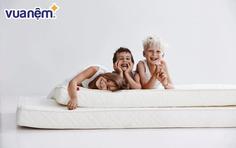 Những mẫu nệm mini thông thoáng nên được ưu tiên sử dụng