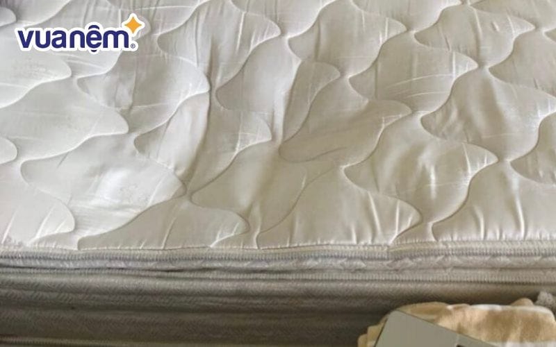 Nguyên nhân phổ biến khiến nệm lò xo bị lún sau thời gian sử dụng