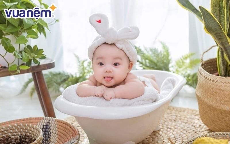 Tên con trai có 3 chữ