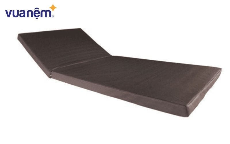 Đệm foam y tế là một trong những loại đệm dành cho người bị liệt được nhiều người sử dụng