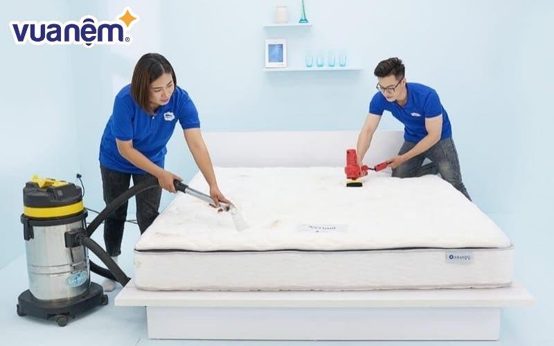 Vua Nệm cung cấp dịch vụ vệ sinh nệm sạch như mới