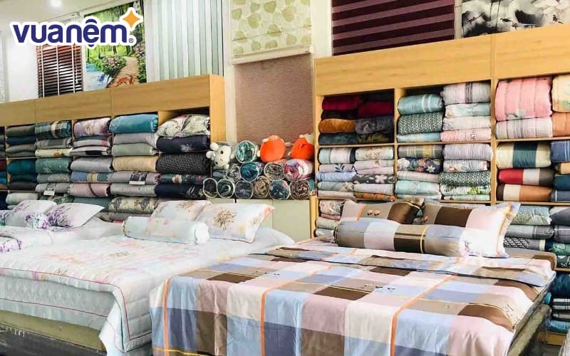 Cửa hàng chăn nệm Hòa Bình