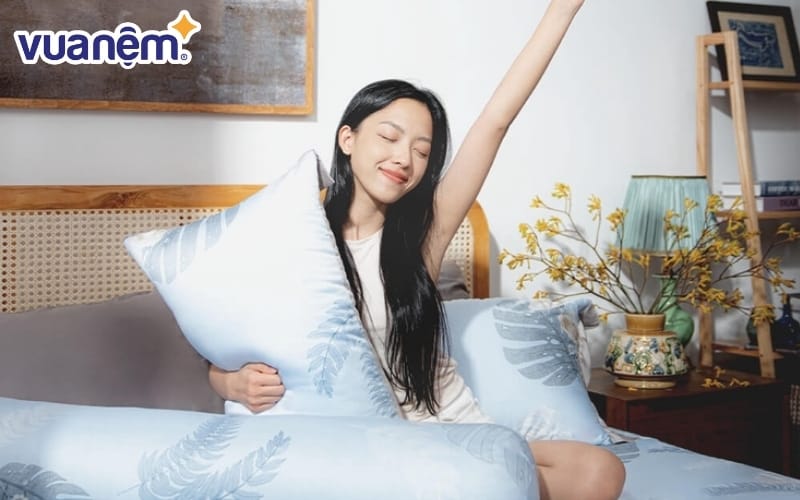 cua hang chan ga goi nem hue 13