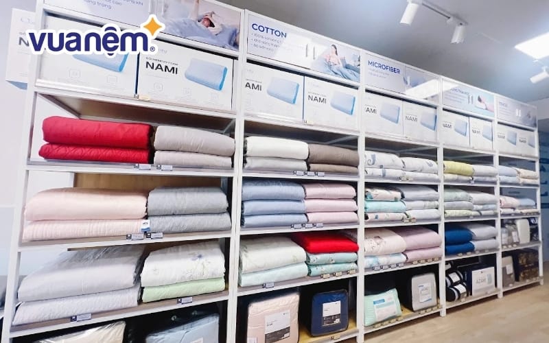 Các sản phẩm chăn ga gối nệm tại cửa hàng Vua Nệm