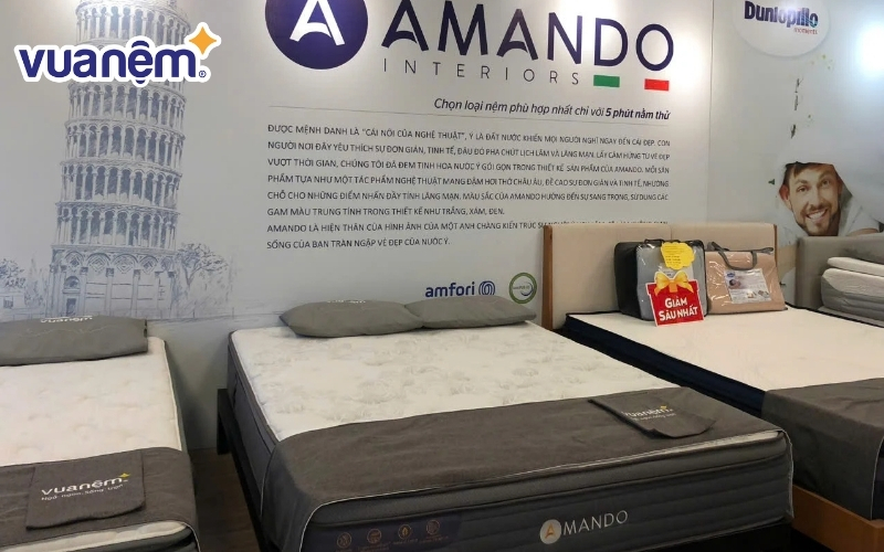 Không gian cửa hàng Vua Nệm tại Hoàng Mai