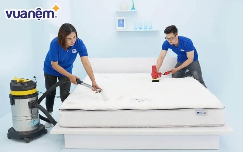 Dịch vụ vệ sinh nệm foam chuyên nghiệp của Vua Nệm