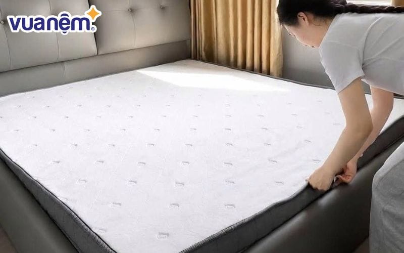 Kiểm tra định kỳ bề mặt nệm