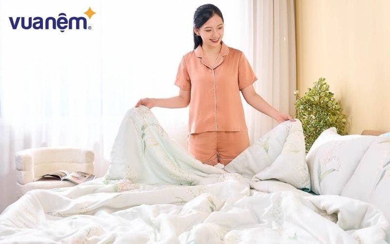 Chuyên gia khuyên rằng nên mua ga giường mới sau mỗi 2 đến 3 năm