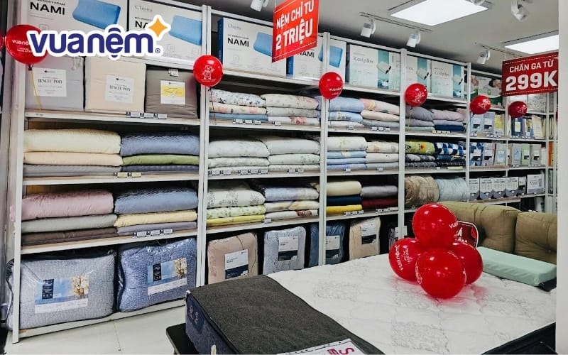 Nằm thử nệm Dunlopillo tại Vua Nệm