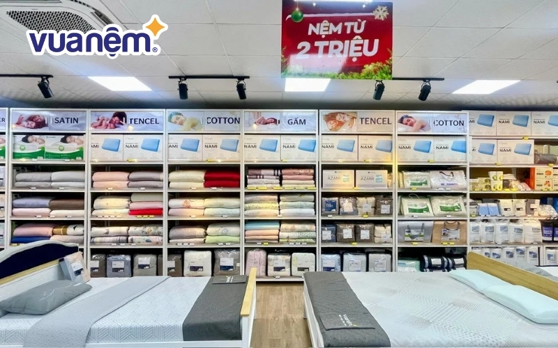 Không gian trưng bày sản phẩm tại Vua Nệm