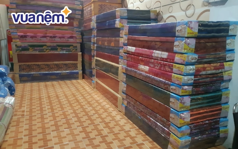 Út Cỏi cung cấp các sản phẩm nệm Liên Á chất lượng với mức giá phải chăng