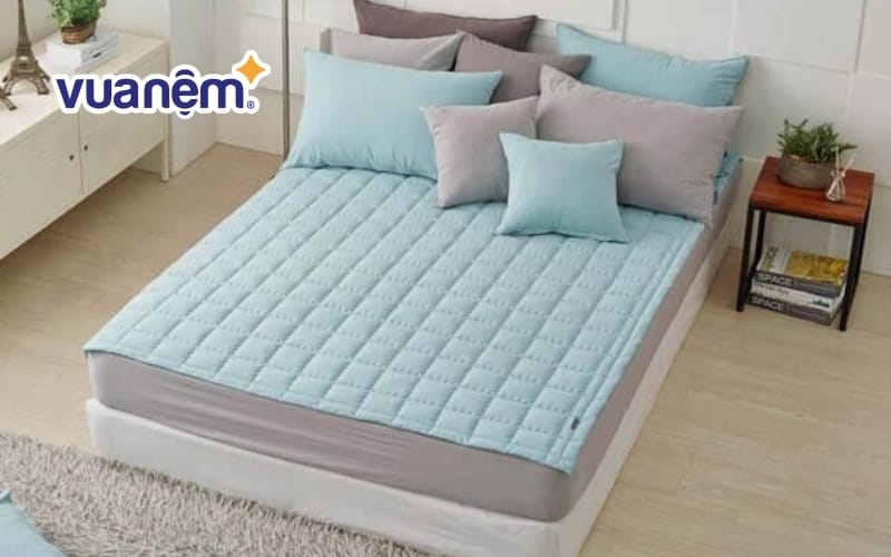 Thảm trải giường bông gòn
