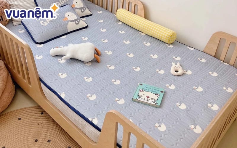 Chiếu điều hòa KidAndMom