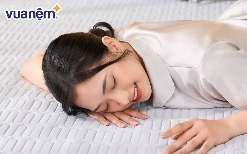Chiếu điều hòa cao su non có độc hại không?