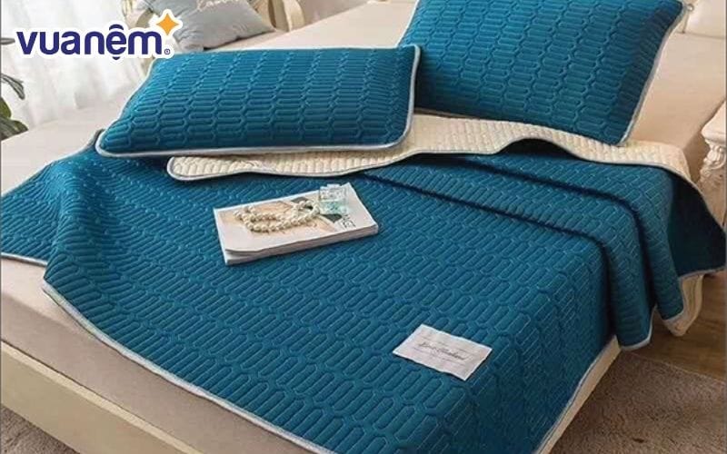 Chiếu điều hòa cao su non