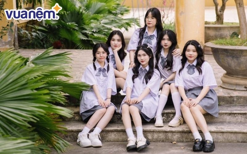 Mơ thấy gặp lại bạn học cũ phản ánh nhu cầu kết nối với quá khứ