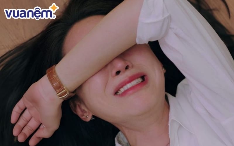 Mơ thấy mình khóc trong đám tang tượng trưng cho sự kết thúc một giai đoạn