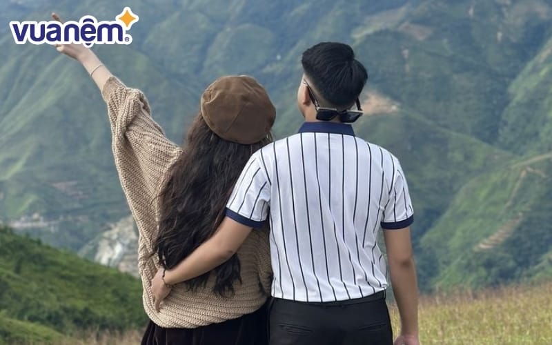 Mơ thấy người yêu hiện tại thể hiện sự gắn bó và cảm xúc trong mối quan hệ