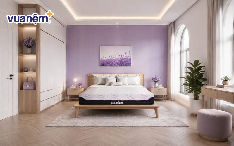 Màu tím hoa oải hương và trắng