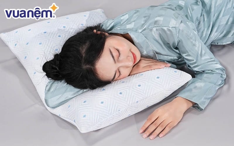 Gối Amando Coolflex với ruột Microfiber mềm mại bồng bềnh